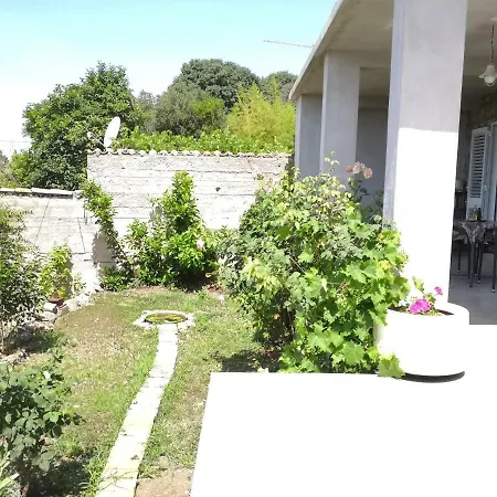 Nikola Apartment *