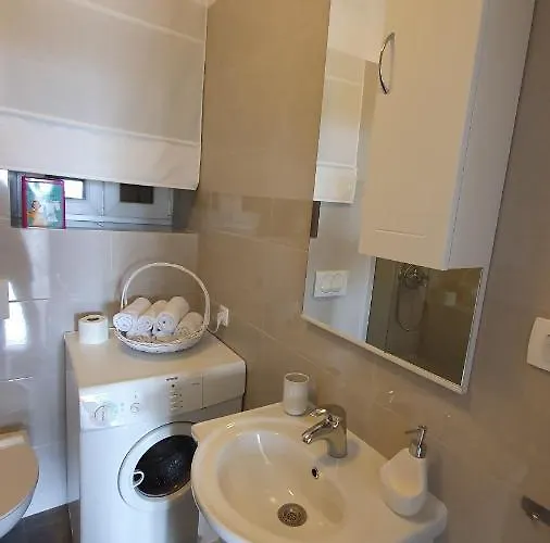 Apartment Nikola *
